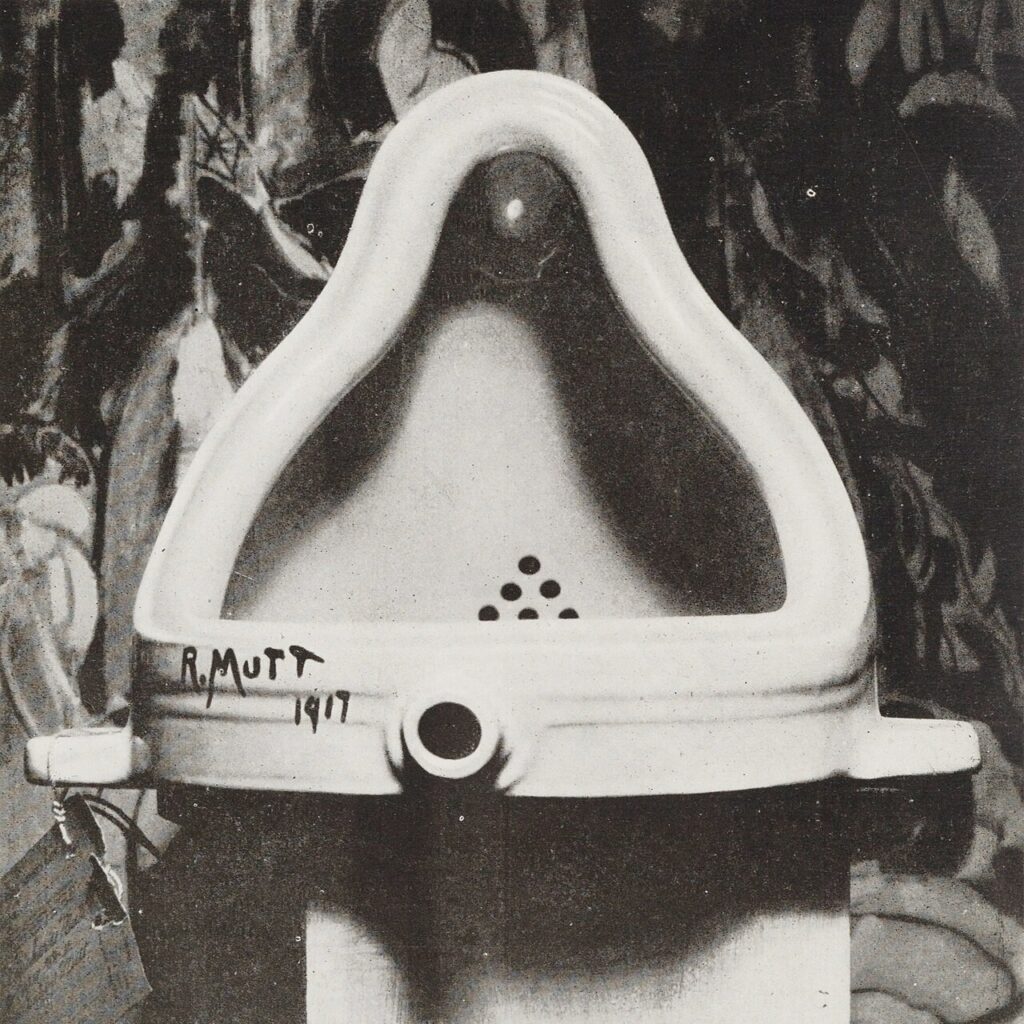 La Fuente de Marcel Duchamp, urinario de porcelana girado y firmado R. Mutt en 1917